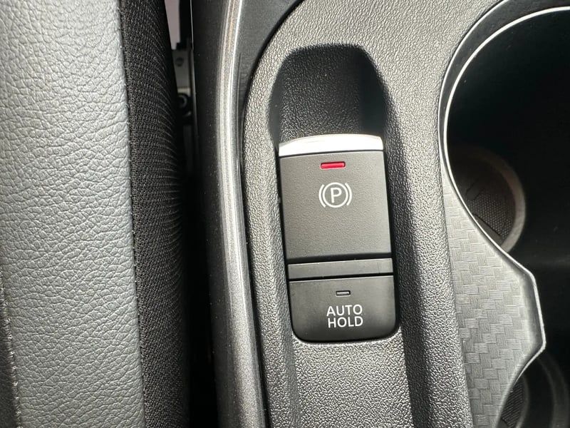 Photo de la voiture NISSAN JUKE DIG-T 114 N-Connecta