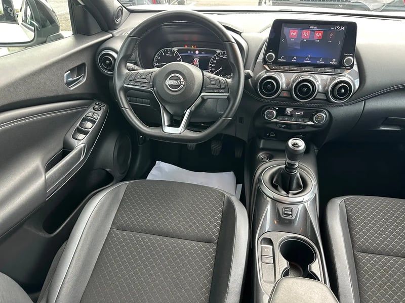 Photo de la voiture NISSAN JUKE DIG-T 114 N-Connecta