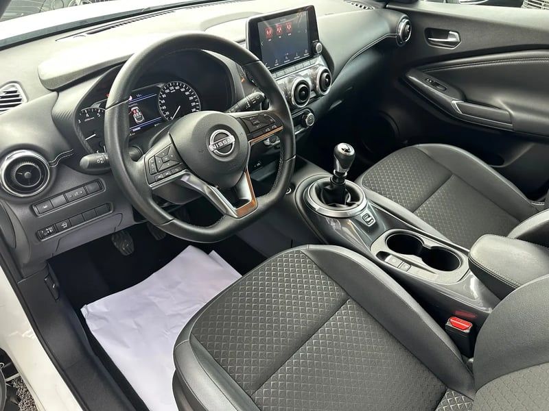 Photo de la voiture NISSAN JUKE DIG-T 114 N-Connecta