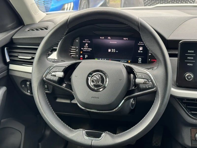 Photo de la voiture SKODA KAMIQ 1.0 TSI Evo 110 ch DSG7 Ambition