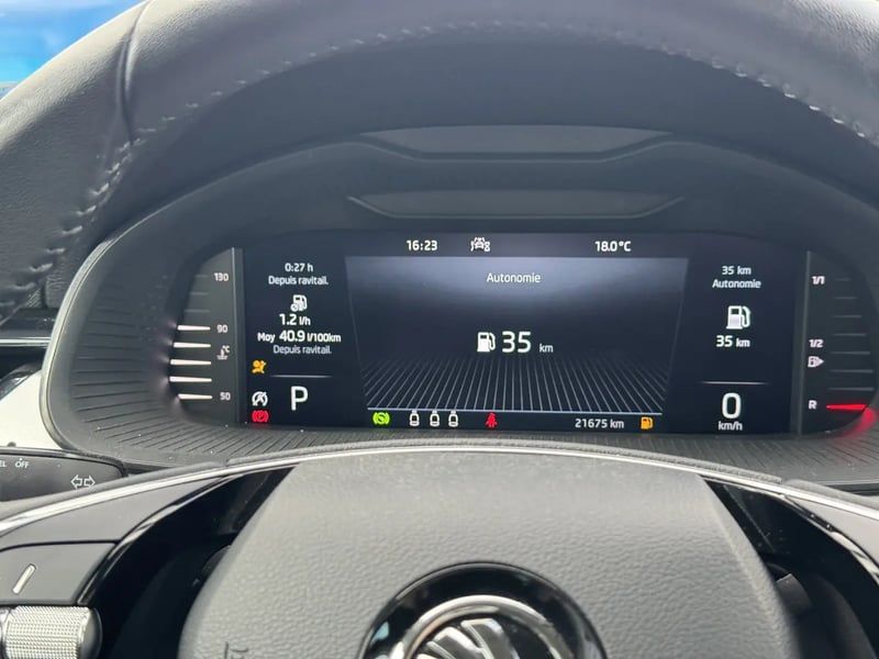 Photo de la voiture SKODA KAMIQ 1.0 TSI Evo 110 ch DSG7 Ambition