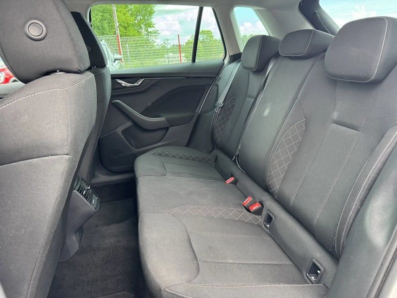 Photo de la voiture SKODA KAMIQ 1.0 TSI Evo 110 ch DSG7 Ambition