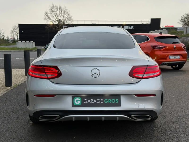 Photo de la voiture MERCEDES CLASSE C COUPE 220 d 9G-Tronic Sportline