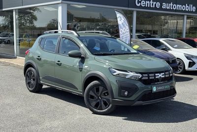 Photo de présentation de la voiture DACIA SANDERO ECO-G 100 GSR2 Stepway Expression