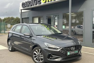 Photo de présentation de la voiture HYUNDAI i30 1.0 T-GDi 120 DCT-7 Hybrid 48V Creative