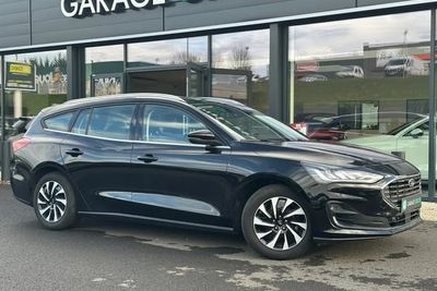 Photo de présentation de la voiture FORD FOCUS SW 1.0 EcoBoost 125 S&S Titanium +