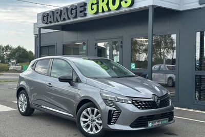 Photo de présentation de la voiture RENAULT CLIO V TCe 90 X-Tronic Evolution