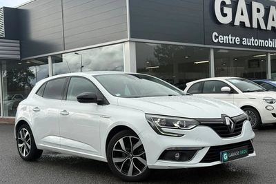 Photo de présentation de la voiture RENAULT MEGANE IV BERLINE Blue dCi 115 Limited