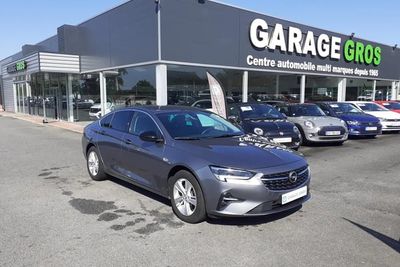 Photo de présentation de la voiture OPEL INSIGNIA GRAND SPORT 2.0 Diesel 174 ch BVA8 Elegance Business